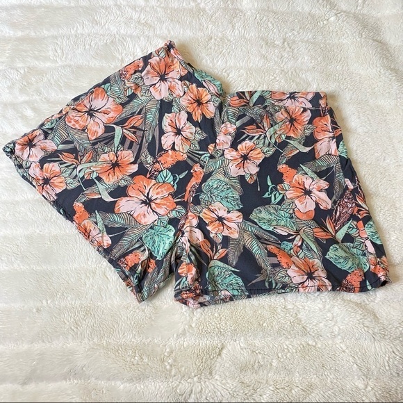 Floral Tropical Print Boho Mini Shorts Size S - Picture 6 of 12